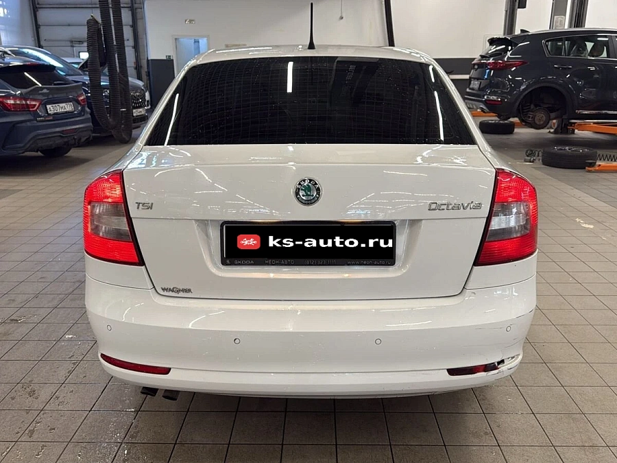 Skoda Octavia, 2012г., передний привод, механика
