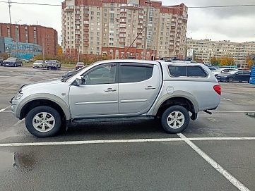 Mitsubishi L200, 2013г, полный привод, механика