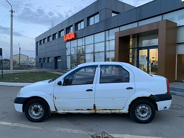 Renault Logan, 2006г, передний привод, механика