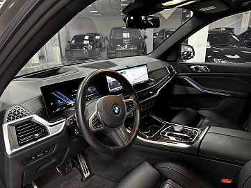 BMW X5, 2023г, полный привод, автомат