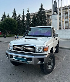 Toyota Land Cruiser, 2017г, полный привод, механика