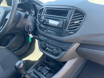 Lada (ВАЗ) Vesta, 2018г, передний привод, механика