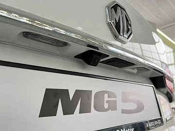 MG 5, 2023г, передний привод, вариатор