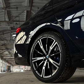 BMW 5 серии, 2025г, полный привод, автомат