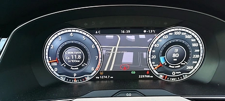 Volkswagen Passat, 2016г, передний привод, робот