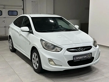 Hyundai Solaris, 2012г, передний привод, автомат