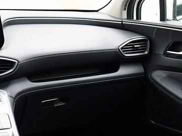 Hyundai Santa Fe, 2021г, полный привод, робот
