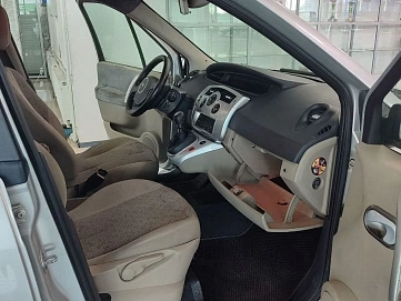 Renault Scenic, 2008г, передний привод, механика