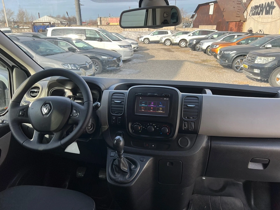Renault Trafic, 2017г., передний привод, механика