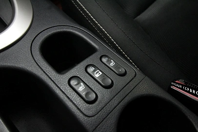 Nissan Qashqai, 2012г, передний привод, вариатор