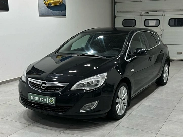 Opel Astra, 2011г, передний привод, автомат