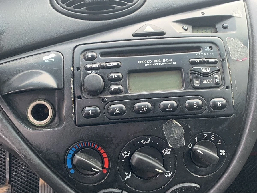 Ford Focus, 1998г., передний привод, механика