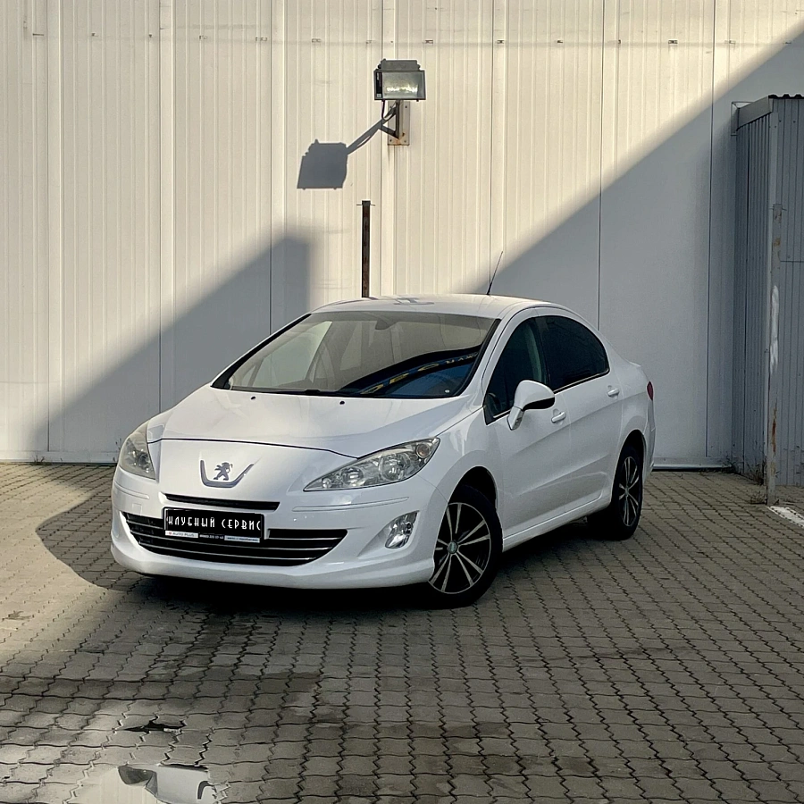 Peugeot 408, 2012г., передний привод, автомат