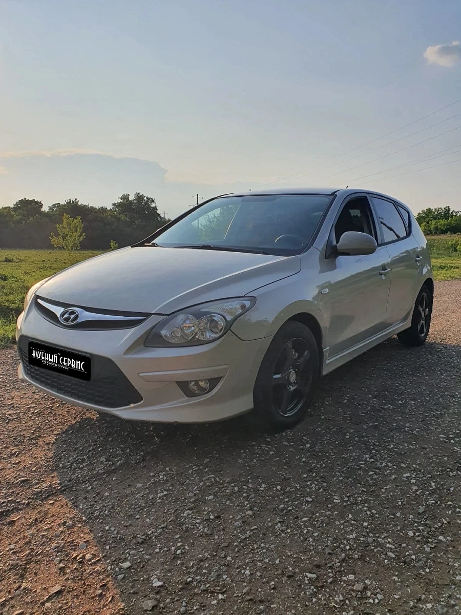 Hyundai i30, 2011г., передний привод, механика