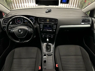 Volkswagen Golf, 2014г, передний привод, робот