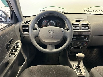 Hyundai Accent, 2008г, передний привод, автомат
