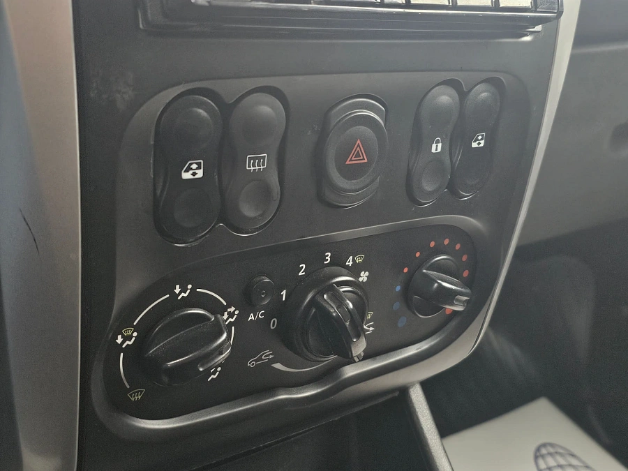 Nissan Almera, 2018г., передний привод, автомат