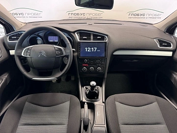 Citroen C4, 2017г, передний привод, механика
