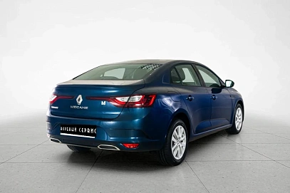 Renault Megane, 2022г, передний привод, робот