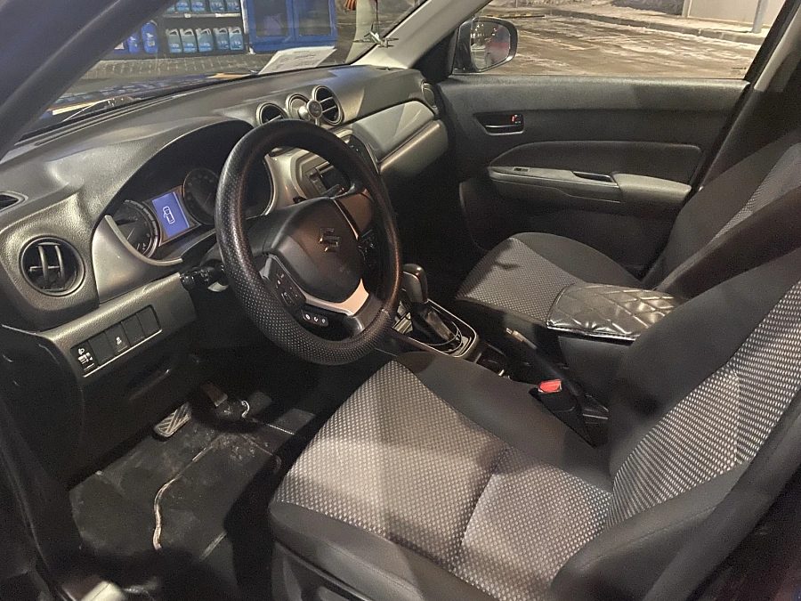 Suzuki Vitara, 2016г., передний привод, автомат