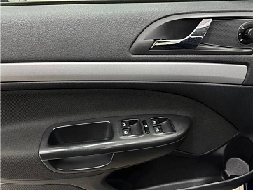 Skoda Octavia, 2011г, передний привод, робот