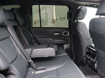 Toyota Land Cruiser, 2021г, полный привод, автомат
