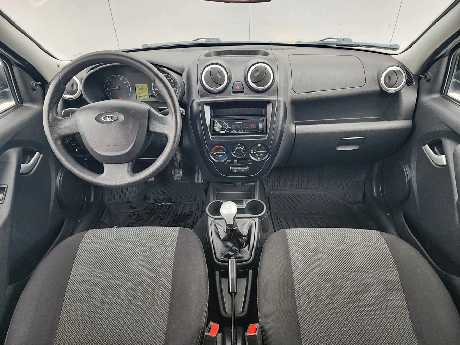 Lada (ВАЗ) Granta, 2015г., передний привод, механика