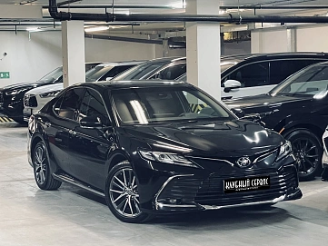 Toyota Camry, 2023г, передний привод, автомат