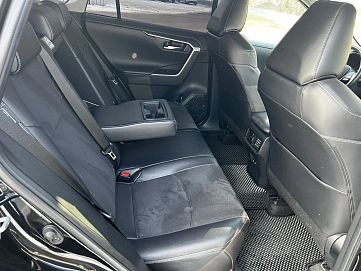 Toyota RAV4, 2021г, полный привод, автомат