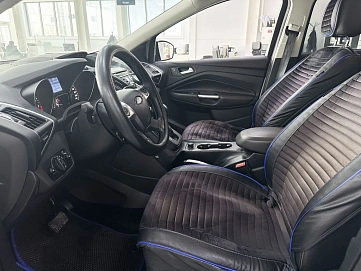 Ford Kuga, 2014г, передний привод, автомат
