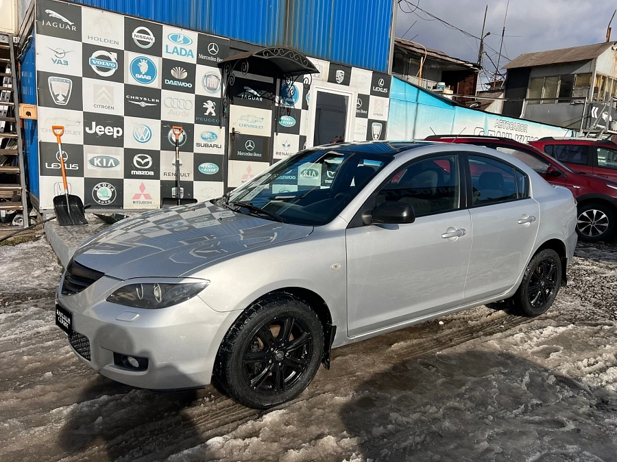 Mazda 3, 2007г., передний привод, механика