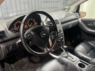 Mercedes-Benz A-Класс, 2005г, передний привод, вариатор