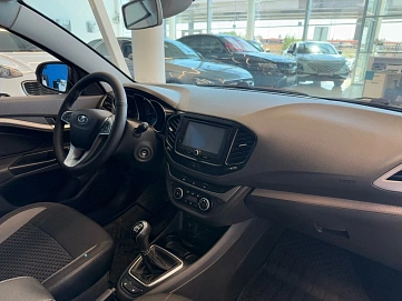 Lada (ВАЗ) Vesta, 2019г, передний привод, механика