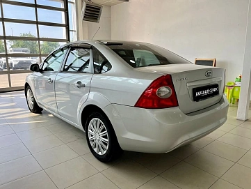 Ford Focus, 2010г, передний привод, механика