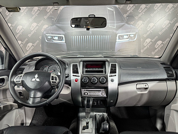 Mitsubishi Pajero Sport, 2010г, полный привод, автомат
