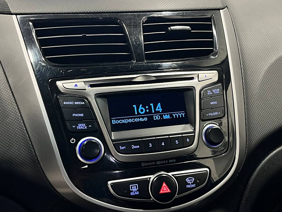 Hyundai Solaris, 2016г., передний привод, автомат
