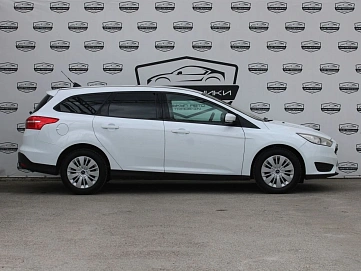Ford Focus, 2018г, передний привод, робот