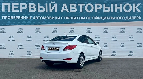 Hyundai Solaris, 2015г, передний привод, автомат