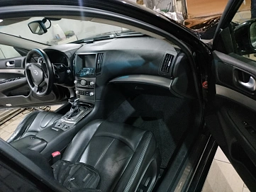 Infiniti G, 2012г, задний привод, автомат