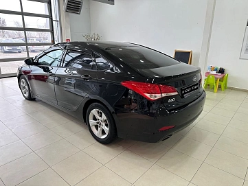 Hyundai i40, 2013г, передний привод, автомат