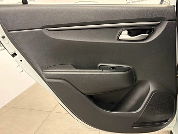 Kia Rio, 2018г, передний привод, автомат