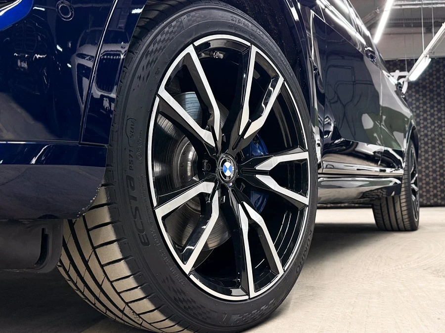 BMW X7, 2025г., полный привод, автомат
