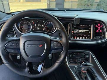 Dodge Challenger, 2016г, задний привод, автомат