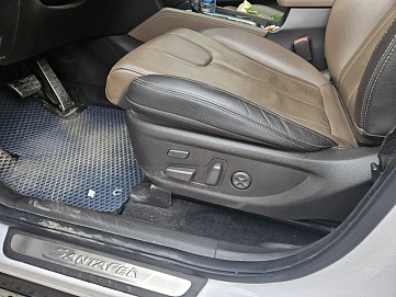Hyundai Santa Fe, 2018г, передний привод, автомат