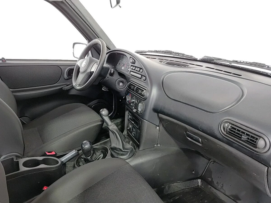 Chevrolet Niva, 2015г., полный привод, механика