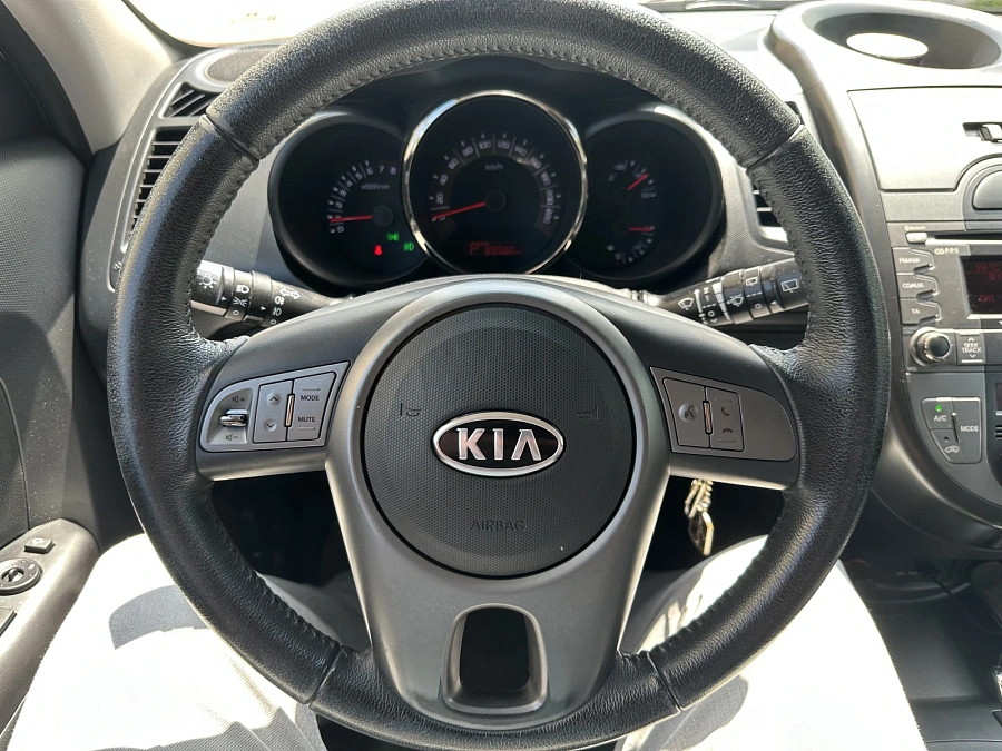 Kia Soul, 2010г., передний привод, автомат