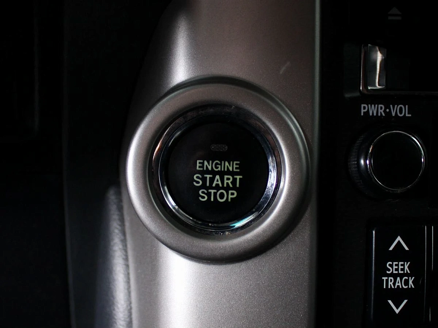 Toyota Land Cruiser Prado, 2013г., полный привод, автомат
