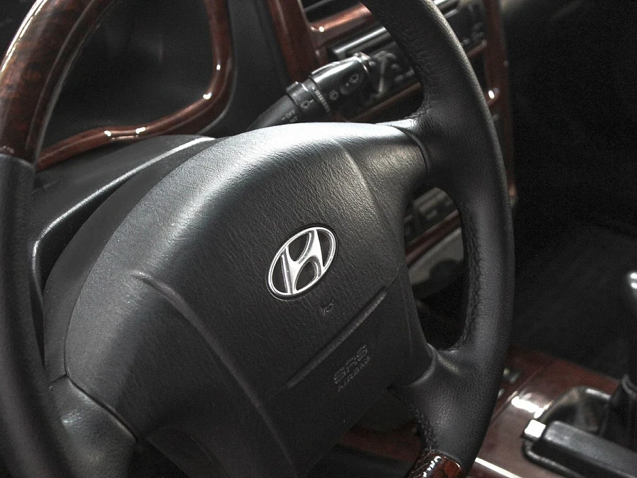 Hyundai Sonata, 2008г., передний привод, механика