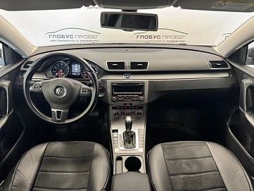 Volkswagen Passat, 2012г, передний привод, автомат