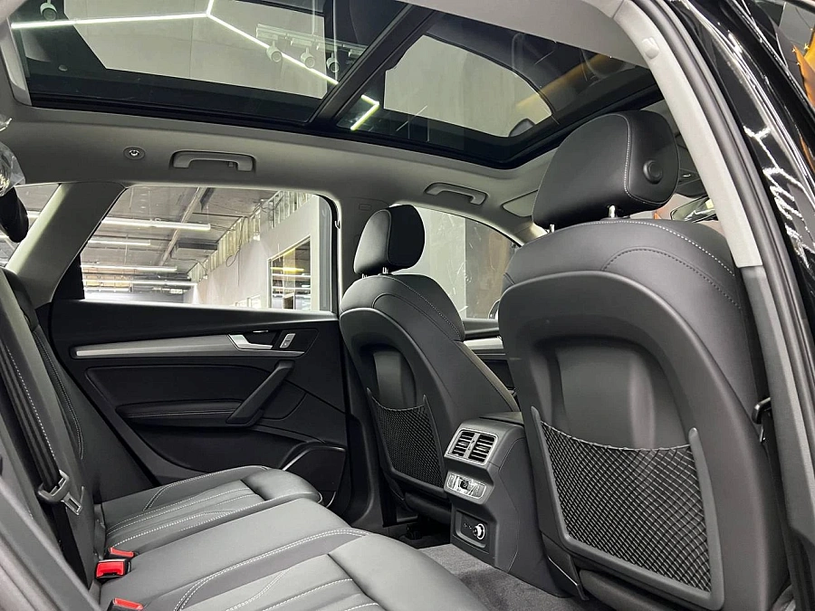 Audi Q5, 2023г., полный привод, робот